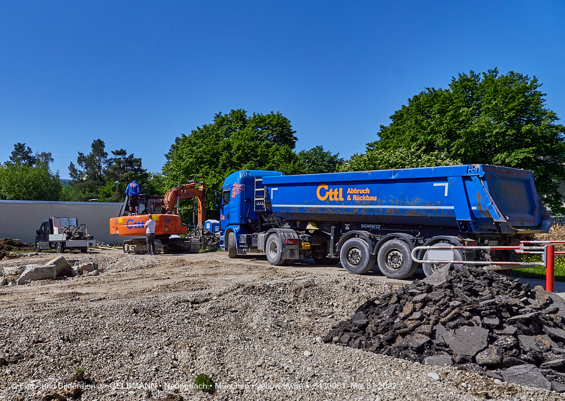 31.05.2022 - Baustelle am Haus für Kinder in Neuperlach